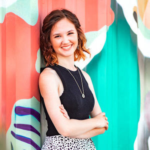 Meet your Posher, Danielle